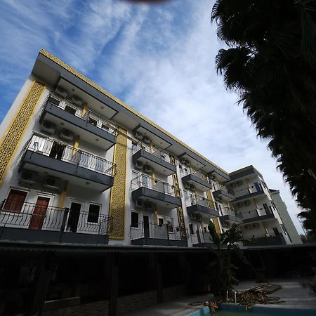 Santana Hotel 贝尔迪比 外观 照片