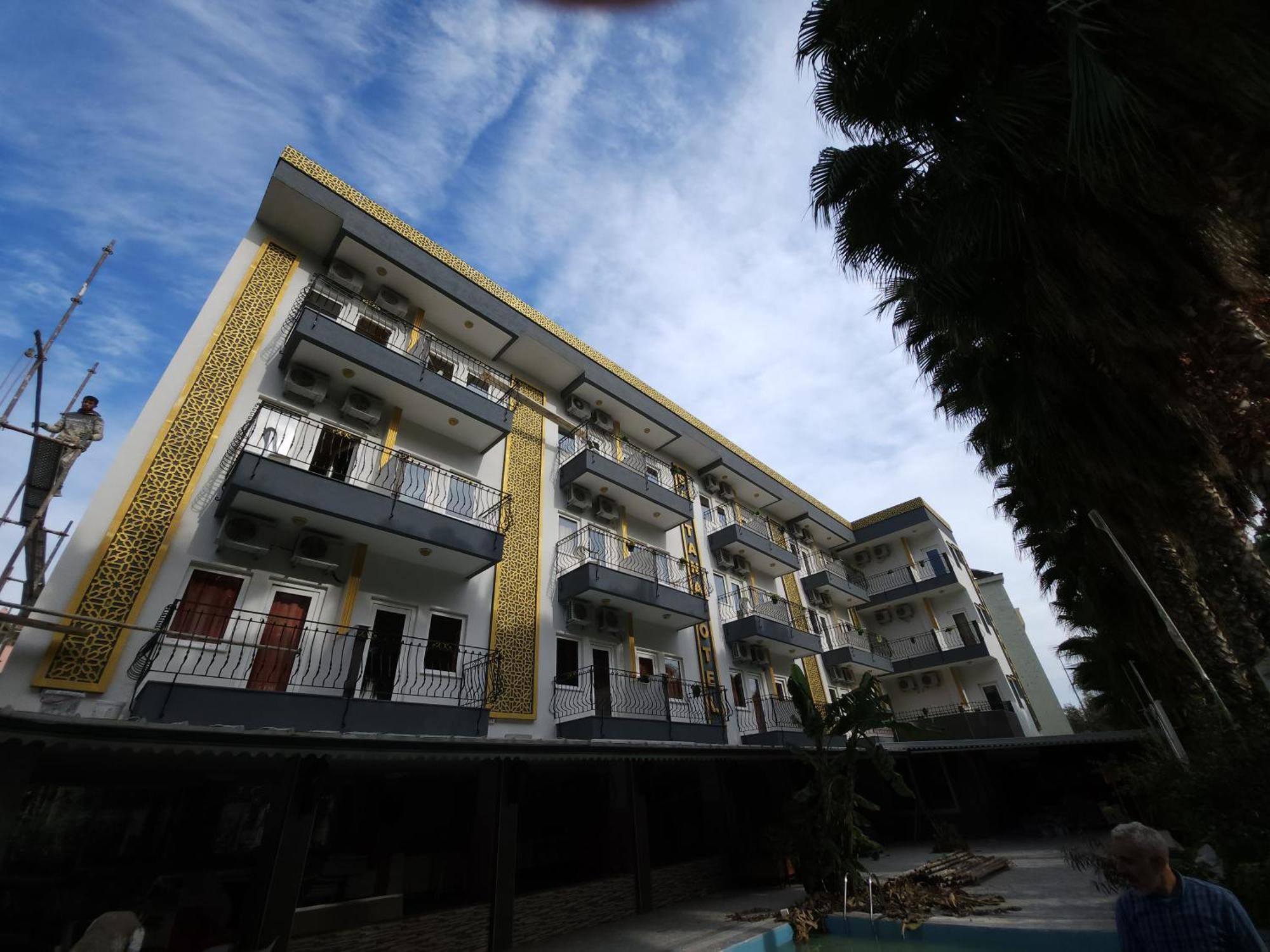 Santana Hotel 贝尔迪比 外观 照片
